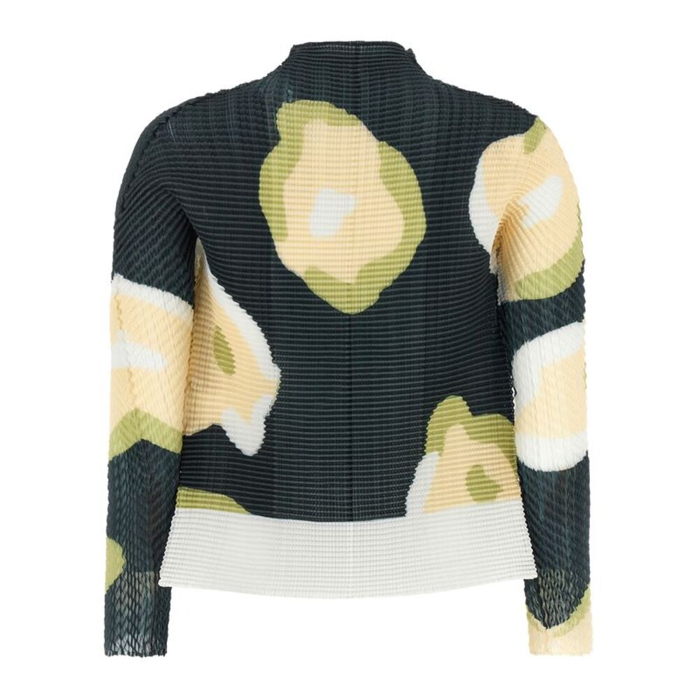 Issey Miyake Women 'Verve Pleats Top' Cardigan - Picture 2 of 4